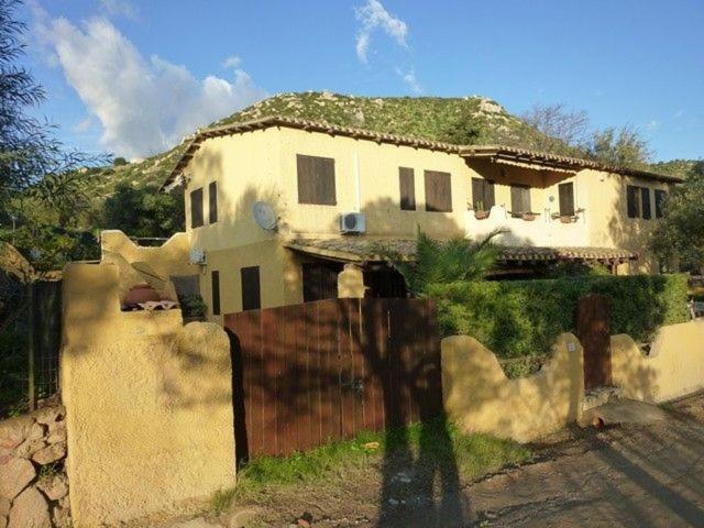 Casa Vacanza In Sardegna Wi-Fi Free Torre delle Stelle Exterior foto